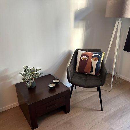 Hotel Nijeveen Bagian luar foto