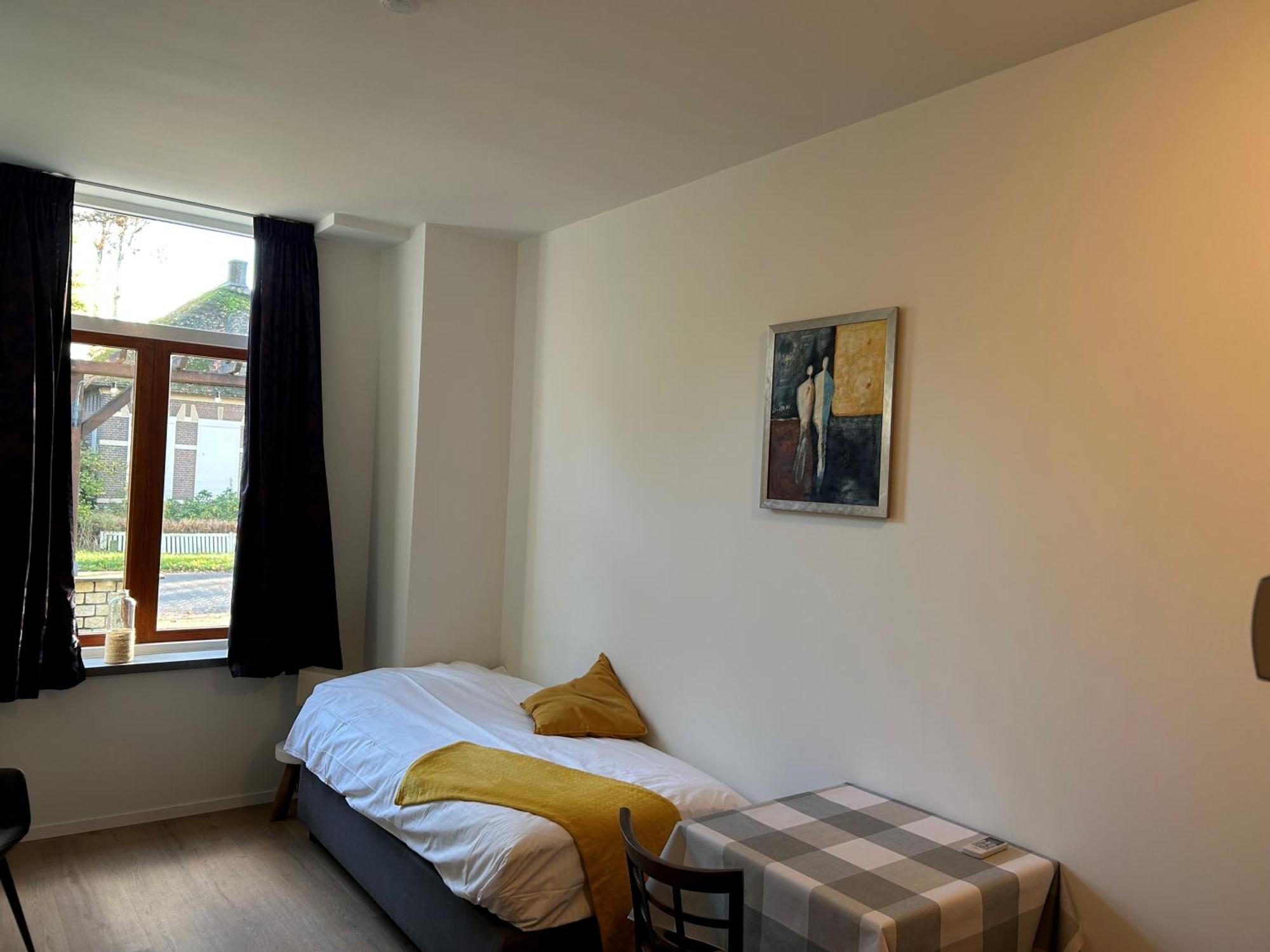 Hotel Nijeveen Bagian luar foto